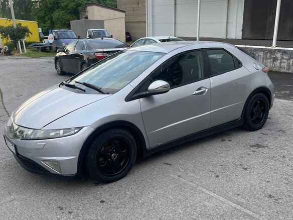 2008 Honda Civic VIII, серебристый, 400000 рублей
