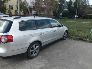 2009 Volkswagen Passat B6, серебристый, 430000 рублей, вид 3