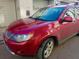2008 Mitsubishi Outlander II, красный, 1000000 рублей, вид 2