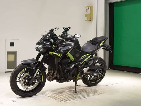 2022 Kawasaki Z 900, чёрный, 1099000 рублей, вид 4