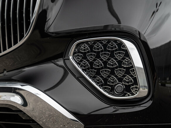 2025 Mercedes-Benz Maybach GLS 600 I Рестайлинг, чёрный, 33690000 рублей - вид 11