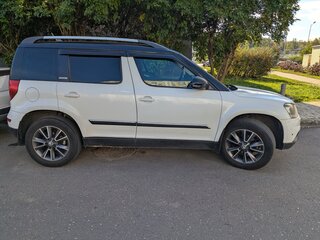 2018 Skoda Yeti I Рестайлинг, белый, 1100000 рублей, вид 4