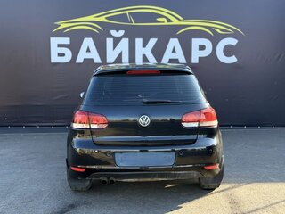 2012 Volkswagen Golf VI, чёрный, 983000 рублей, вид 4