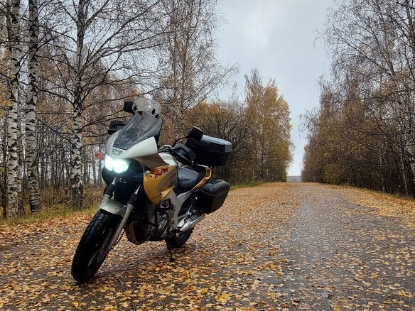 2000 Yamaha TDM850, золотистый, 365000 рублей - вид 8