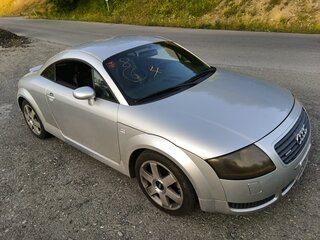 2000 Audi TT I (8N), серебристый, 430000 рублей, вид 1
