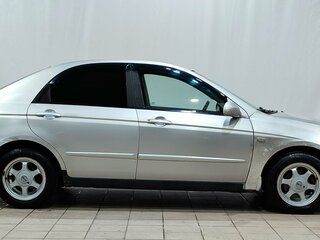 2006 Kia Cerato I, серебристый, 240000 рублей, вид 3