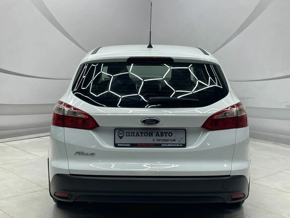 2013 Ford Focus III, белый, 830000 рублей - вид 6