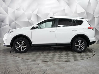 2017 Toyota RAV4 IV (XA40) Рестайлинг, белый, 2350000 рублей, вид 2