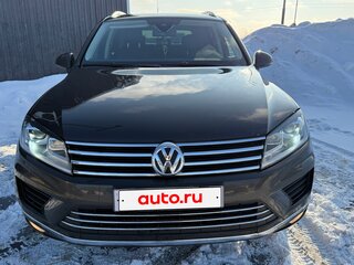 2015 Volkswagen Touareg II Рестайлинг, коричневый, 3000000 рублей, вид 2