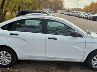 2024 Lada (ВАЗ) Vesta I Рестайлинг (NG), белый, 1230000 рублей, вид 2