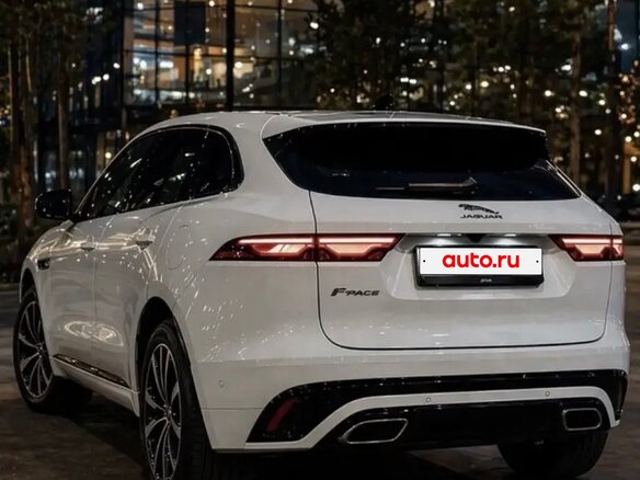 2021 Jaguar F-Pace I Рестайлинг, белый, 5550000 рублей - вид 3