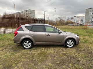 2011 Kia Ceed I Рестайлинг, бежевый, 680000 рублей, вид 3