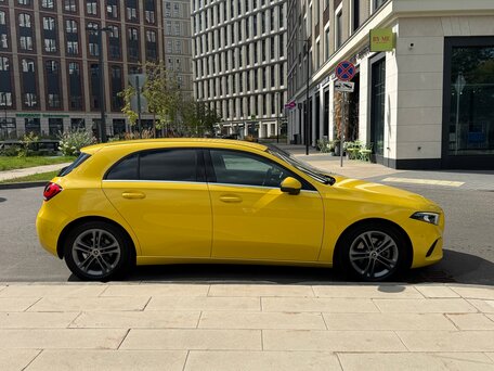 2019 Mercedes-Benz A-Класс 200 IV (W177), жёлтый, 2030000 рублей, вид 5