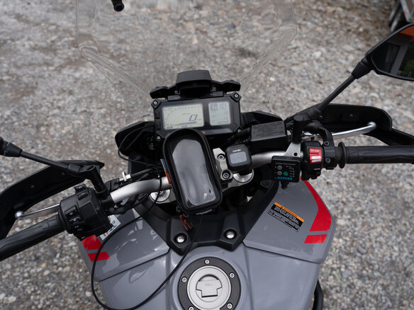 2018 Yamaha MT-09 Tracer (FJ-09), серый, 750000 рублей - вид 29