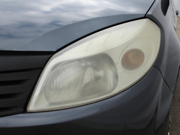 2011 Renault Sandero I, серый - вид 18