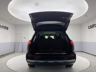 2025 Audi Q6 40 TFSI, чёрный, 6700000 рублей, вид 4