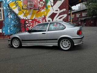2000 BMW 3 серии Compact 316i III (E36), серебристый, 560000 рублей, вид 4