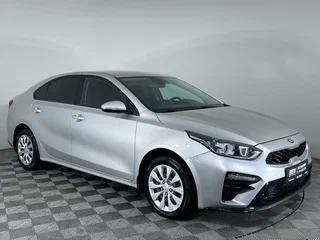 2021 Kia Cerato IV, серый, 1880000 рублей, вид 3