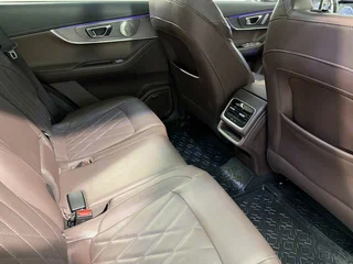 2023 Chery Tiggo 8 Pro Plug-in Hybrid, зелёный, 2599800 рублей, вид 4