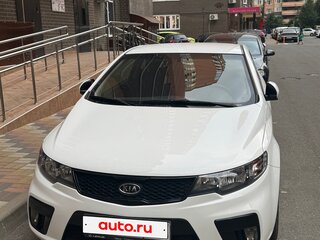 2011 Kia Cerato Koup II, белый, 950000 рублей, вид 1