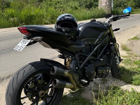 2012 Ducati Streetfighter, чёрный, 700000 рублей, вид 2