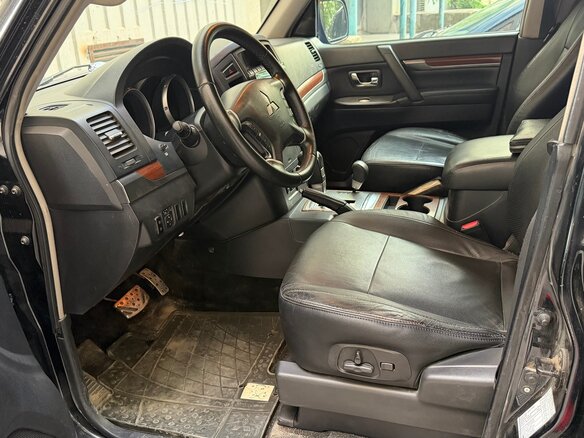 2007 Mitsubishi Pajero IV, чёрный, 1350000 рублей - вид 7
