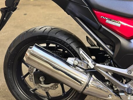 2014 Honda NC 750S, красный, 720000 рублей, вид 5