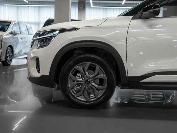 2026 Kia Seltos I Рестайлинг, белый - вид 21