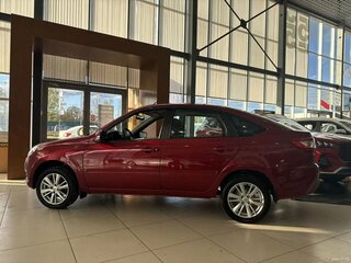 2025 Lada (ВАЗ) Granta I Рестайлинг, красный, 1067000 рублей, вид 4