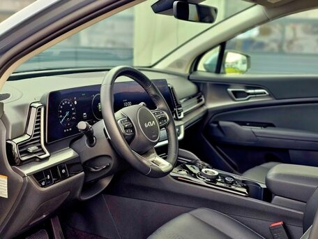 2023 Kia Sportage SWB V, серый, 3233000 рублей, вид 3
