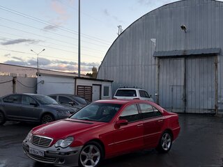 2000 Mercedes-Benz C-Класс 200 II (W203), чёрный, 375000 рублей, вид 1