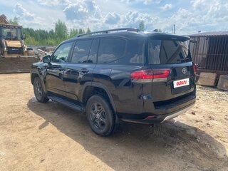 2022 Toyota Land Cruiser 300 Series, чёрный, 10000000 рублей, вид 3