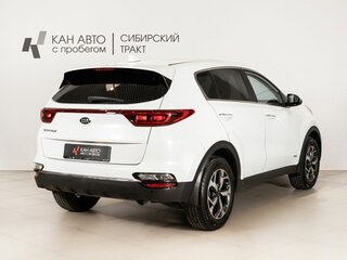 2021 Kia Sportage IV Рестайлинг, белый, 2132500 рублей, вид 3