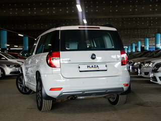 2014 Skoda Yeti I Рестайлинг, белый, 1379000 рублей, вид 4