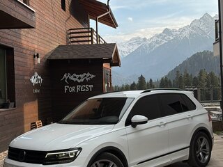 2018 Volkswagen Tiguan II, белый, 2800000 рублей, вид 1