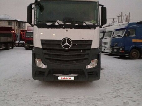 2023 Mercedes-Benz Actros, белый, 8265000 рублей, вид 2
