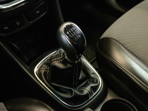 2013 Opel Mokka I, серебристый, 1050000 рублей - вид 20