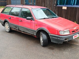 1989 Volkswagen Passat B3, красный, 70000 рублей, вид 1
