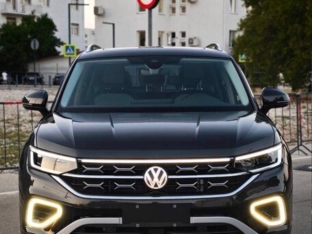 2023 Volkswagen Tayron I Рестайлинг, чёрный, 2500000 рублей, вид 3