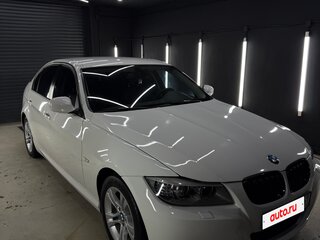 2011 BMW 3 серии 320i V (E90/E91/E92/E93) Рестайлинг, белый, 1150000 рублей, вид 3
