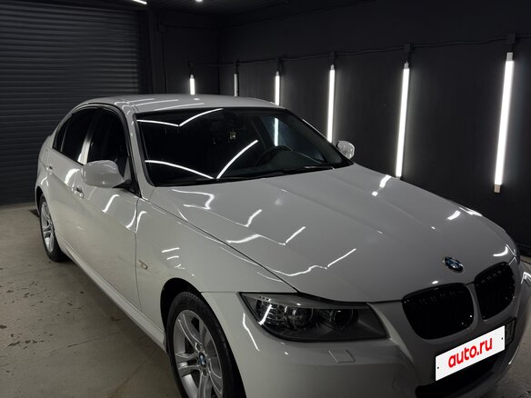 2011 BMW 3 серии 320i V (E90/E91/E92/E93) Рестайлинг, белый, 1150000 рублей - вид 2