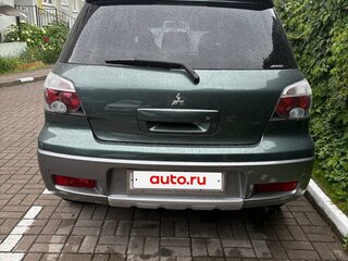 2004 Mitsubishi Outlander I, зелёный, 1050000 рублей, вид 3