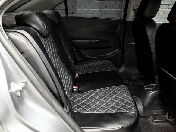 2013 Chevrolet Aveo II, серый, 600000 рублей - вид 18