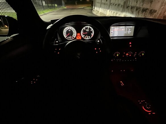 2005 BMW 5 серии 530d V (E60/E61), чёрный, 2150000 рублей - вид 18