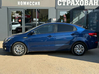 2016 Kia Rio III Рестайлинг, синий, 930000 рублей, вид 5