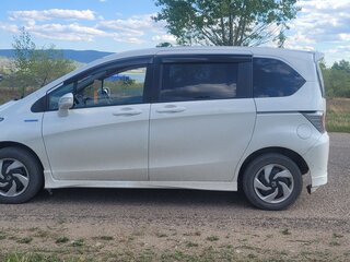 2014 Honda Freed I Рестайлинг 2, белый, 920000 рублей, вид 5
