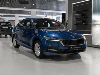 2021 Skoda Octavia IV (A8), синий, 1775000 рублей, вид 2