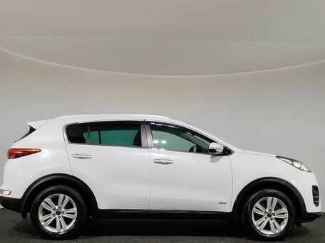 2018 Kia Sportage IV, белый, 1510000 рублей, вид 4
