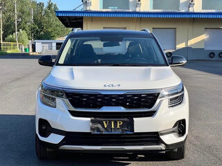 2023 Kia KX3, белый, 1450000 рублей, вид 2