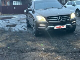 2013 Mercedes-Benz M-Класс 350 CDI III (W166), коричневый, 2500000 рублей, вид 1